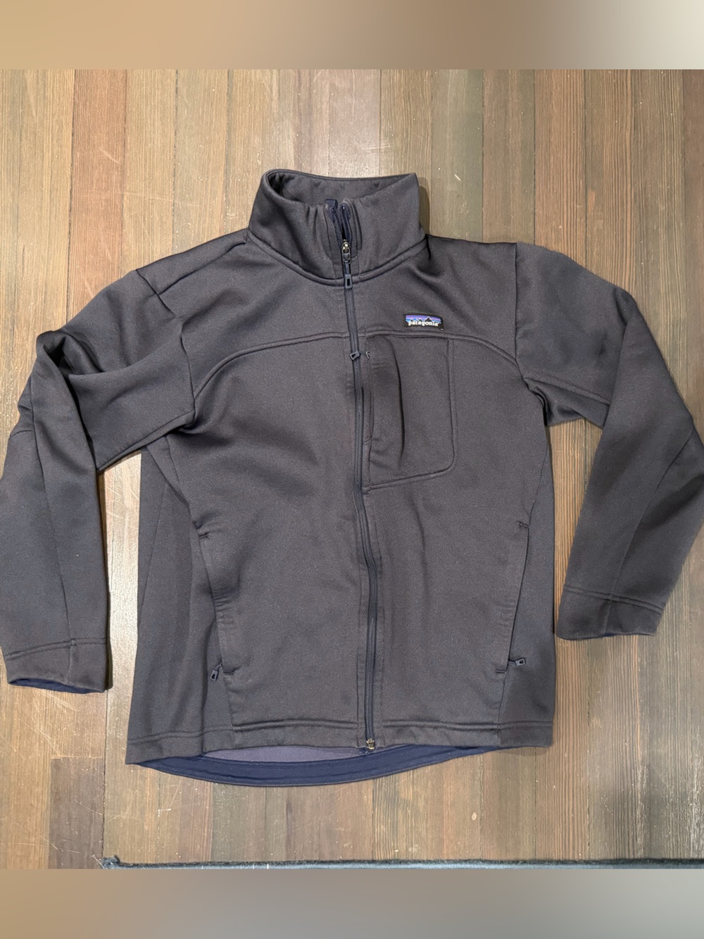 Patagonia Men’s Navy Ukiah Fleece Jacket, size M - Picture 2 of 5